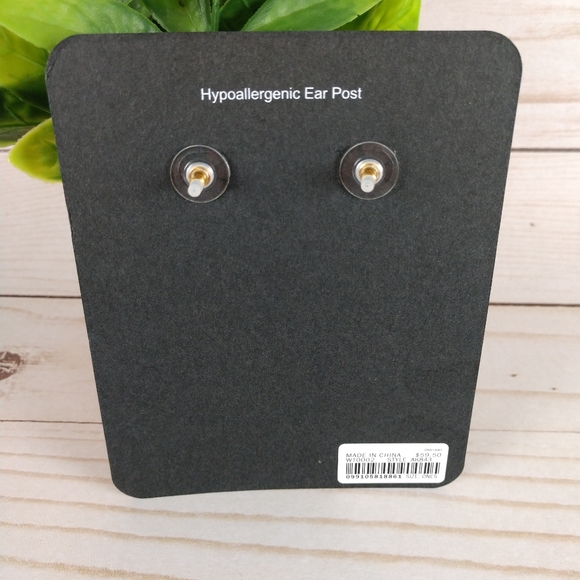 J. Crew Flower Drop Earrings - Picture 3 of 4